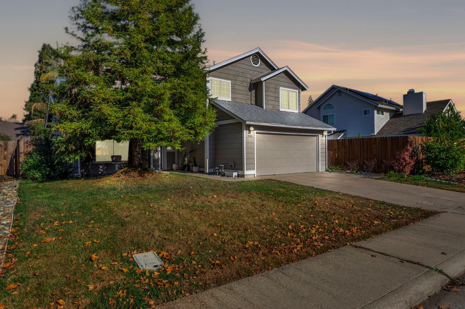 Photo of 1046 Mcrae Wy in Roseville, CA