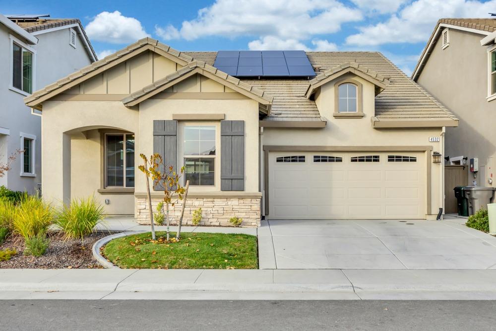 Photo of 4532 Sea Cliff Rd in Roseville, CA