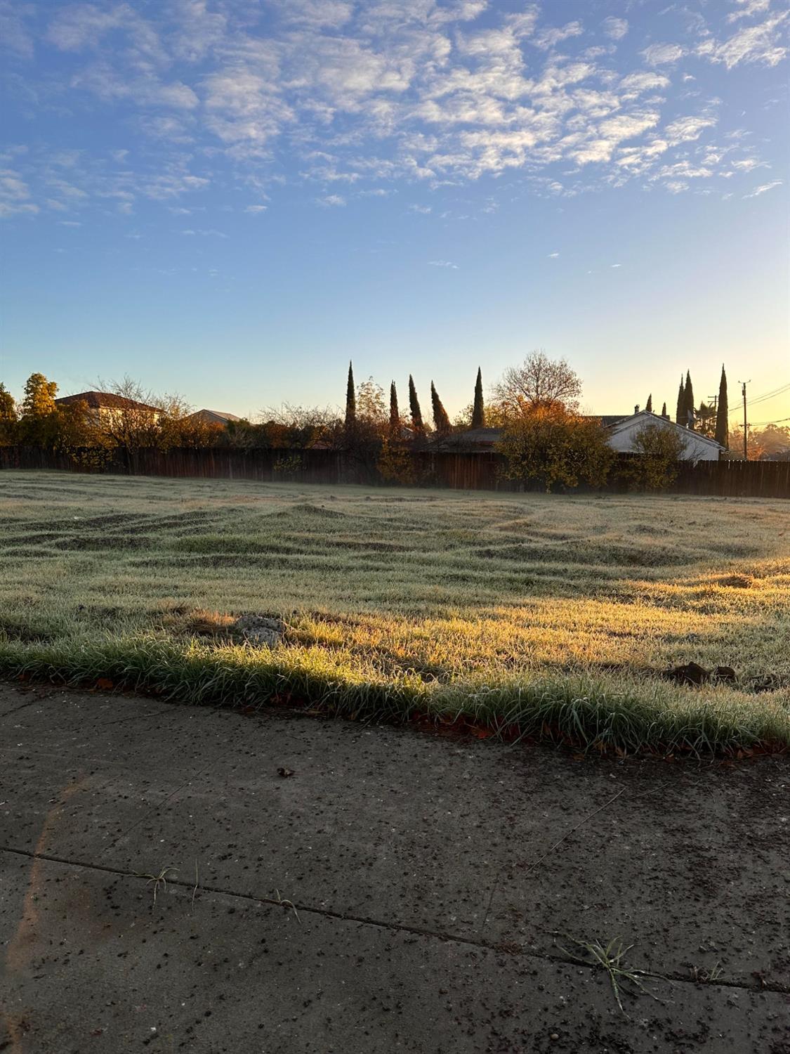 Photo of 3408 Taylor St in Sacramento, CA