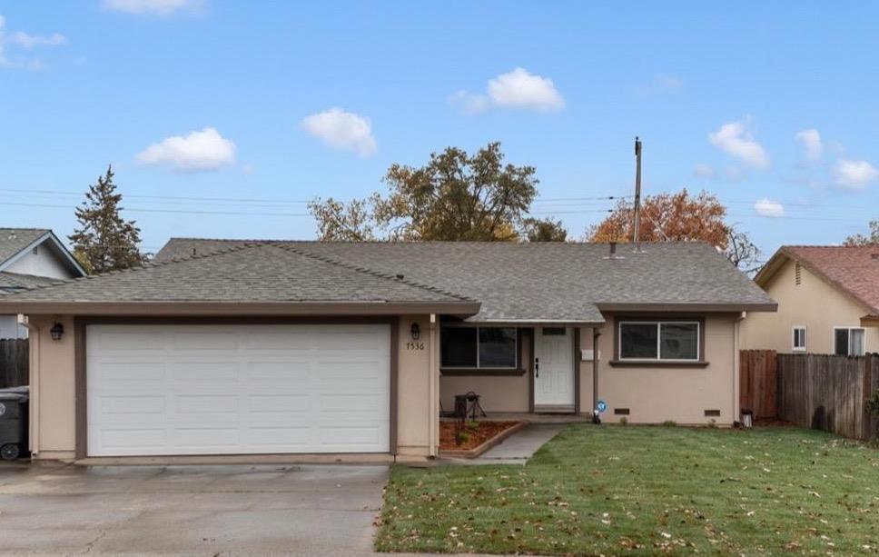 Photo of 7536 Almondwood Ave in Citrus Heights, CA