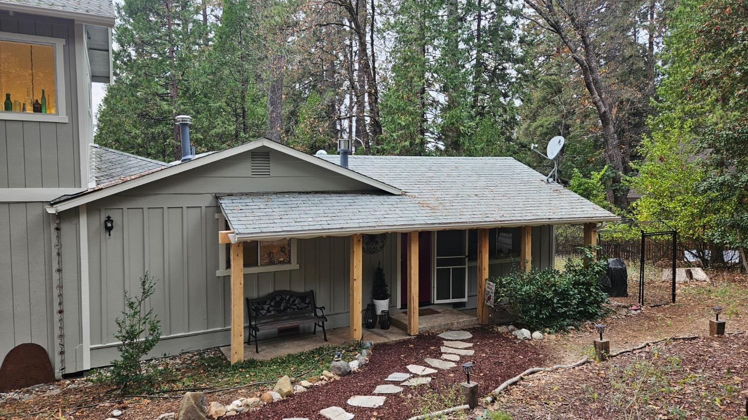 Detail Gallery Image 1 of 1 For 12609 Valley View Rd, Nevada City,  CA 95959 - 3 Beds | 2 Baths