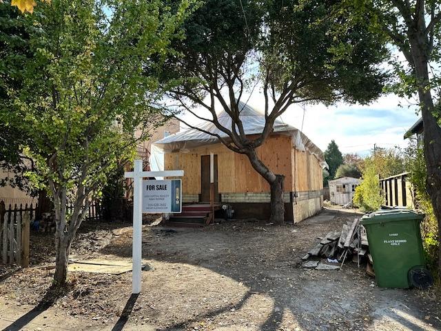 Photo of 1636 Francisco St in Berkeley, CA