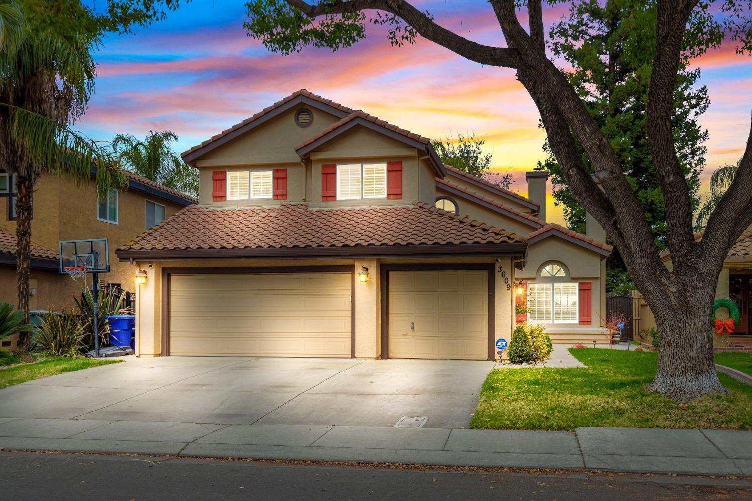 Photo of 3609 Balfour Ln in Modesto, CA