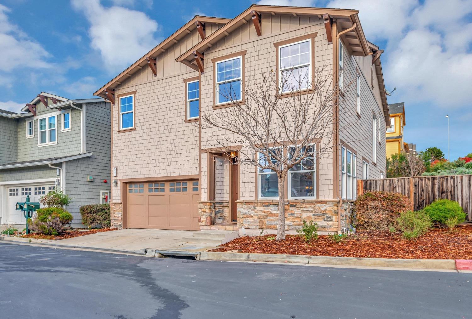 Photo of 347 Sandy Bay Ct in Richmond, CA