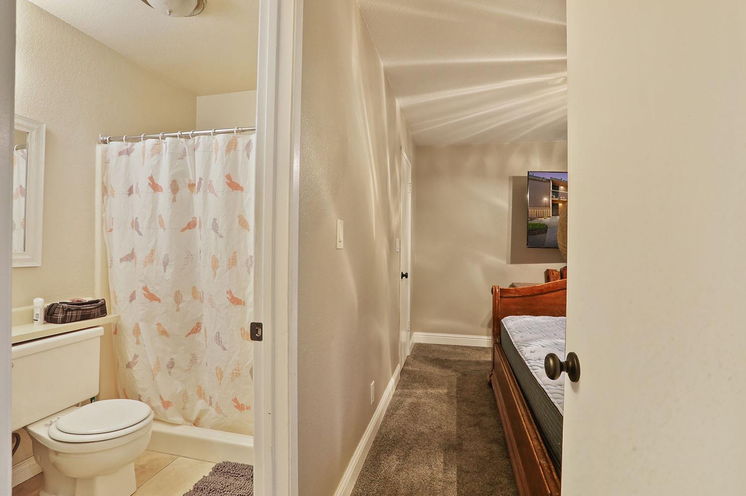 Detail Gallery Image 9 of 31 For 2900 Andre Ln #250,  Turlock,  CA 95382 - 2 Beds | 2 Baths