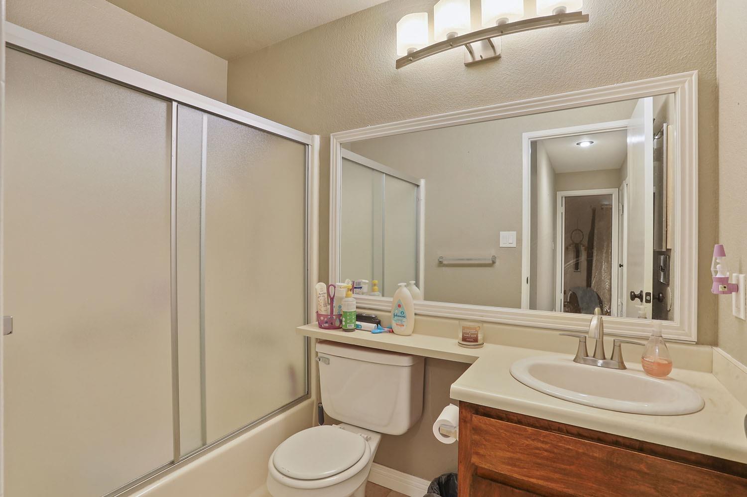 Detail Gallery Image 8 of 31 For 2900 Andre Ln #250,  Turlock,  CA 95382 - 2 Beds | 2 Baths