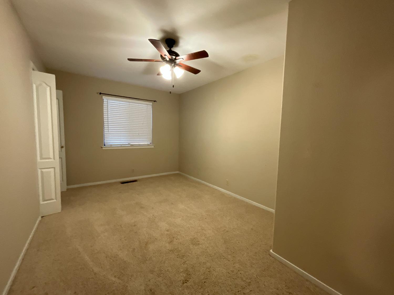 Capullo Circle, La Grange, California image 9