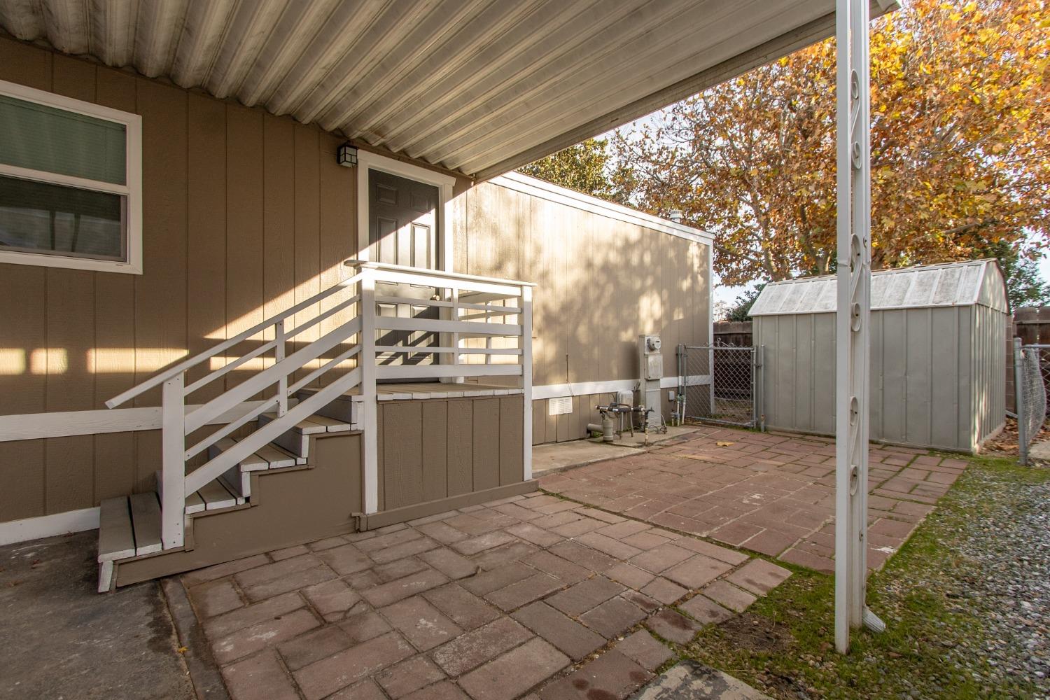 Detail Gallery Image 5 of 41 For 1516 Playground Way, Modesto,  CA 95355 - 2 Beds | 2 Baths