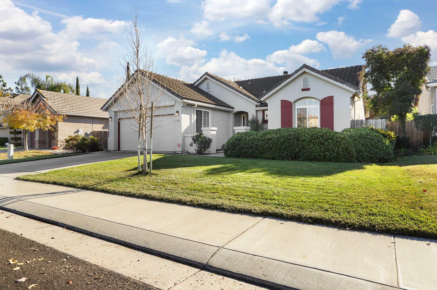 Detail Gallery Image 1 of 1 For 1730 Lebaron Dr, Stockton,  CA 95209 - 3 Beds | 2 Baths