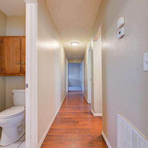 Detail Gallery Image 11 of 44 For 552 W Main St, Turlock,  CA 95380 - – Beds | – Baths