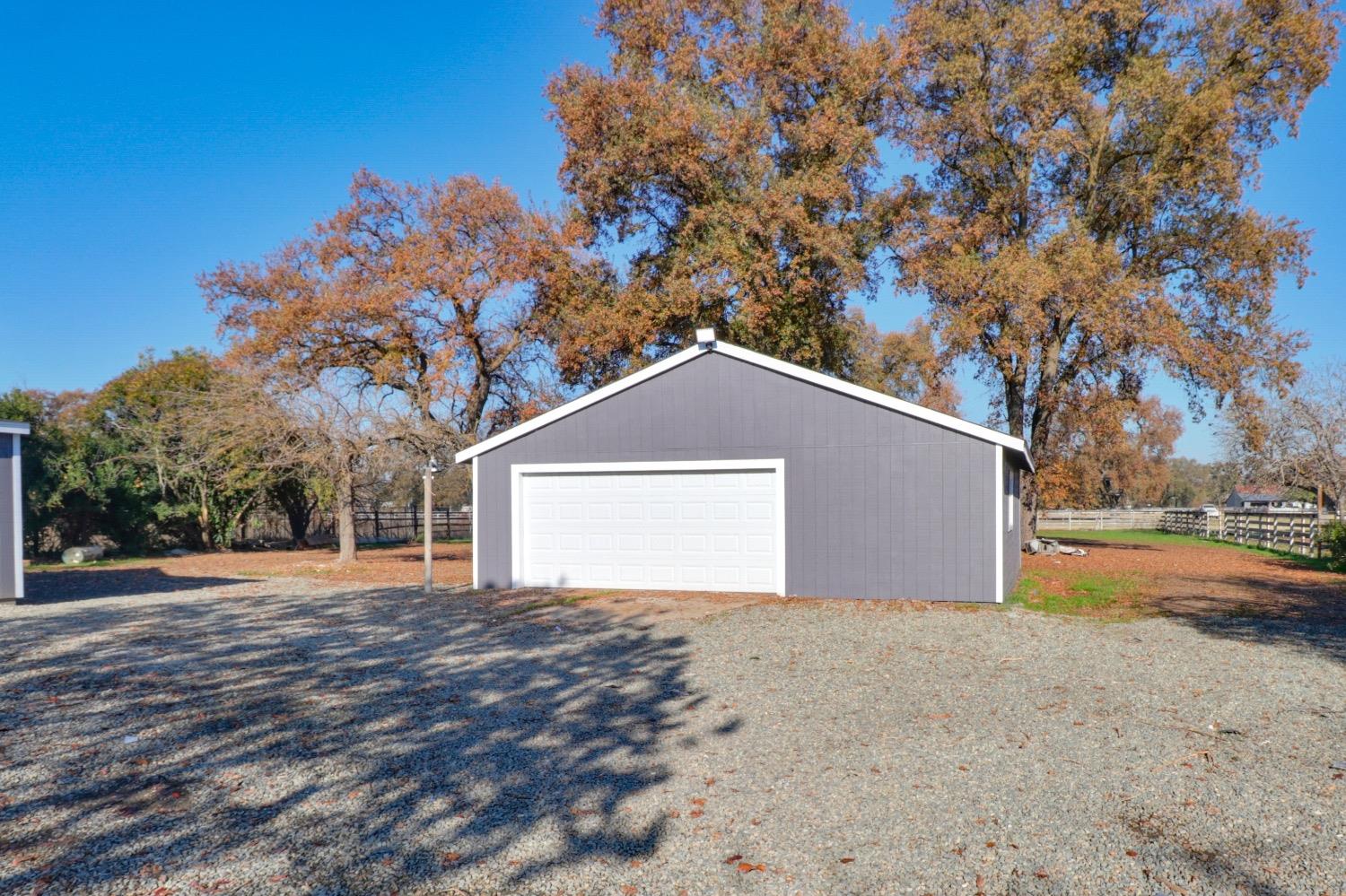 Curved Bridge Road, Rio Linda, California image 44