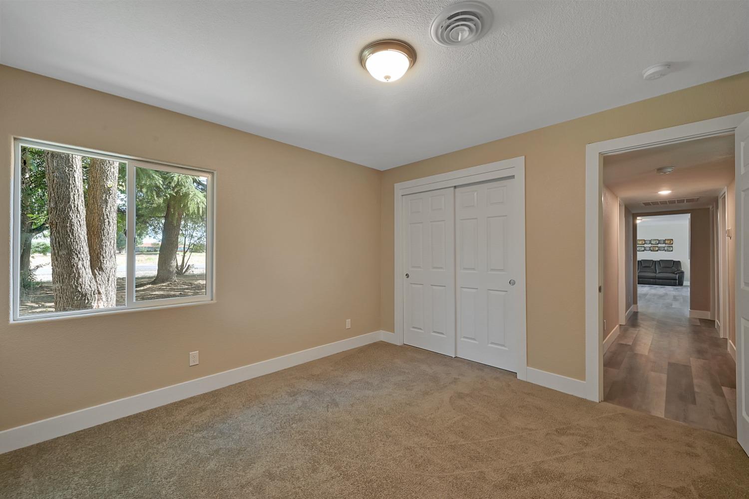 Detail Gallery Image 17 of 26 For 326 E Gridley Rd, Gridley,  CA 95948 - 3 Beds | 2 Baths