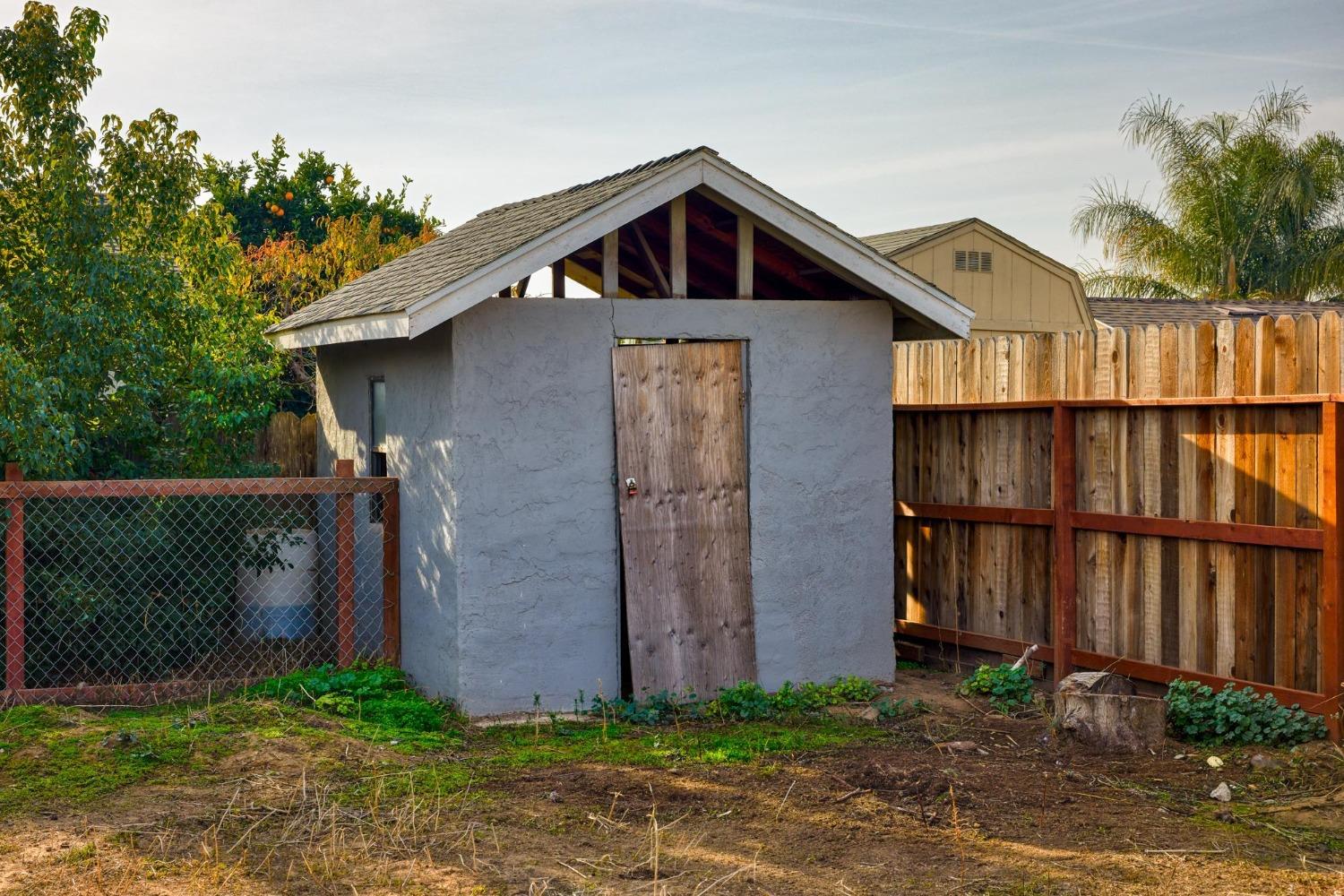 Don Avenue, Riverbank, California image 26