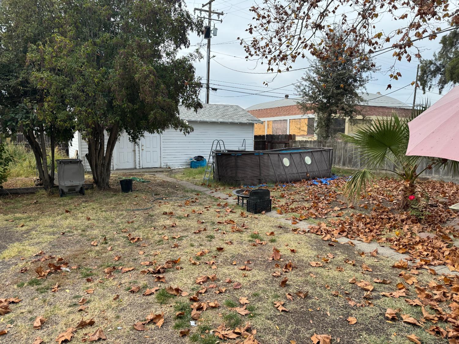 Lucerne Avenue, Dos Palos, California image 7