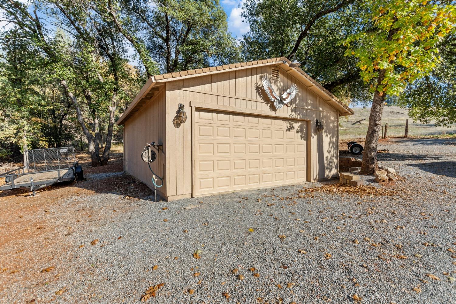 Phaedra Ln, Redding, California image 44