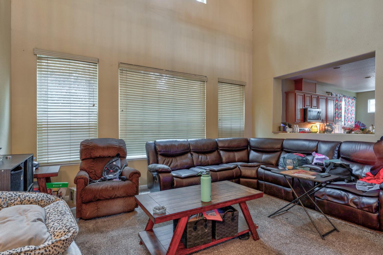 Esplanade Drive, Merced, California image 9