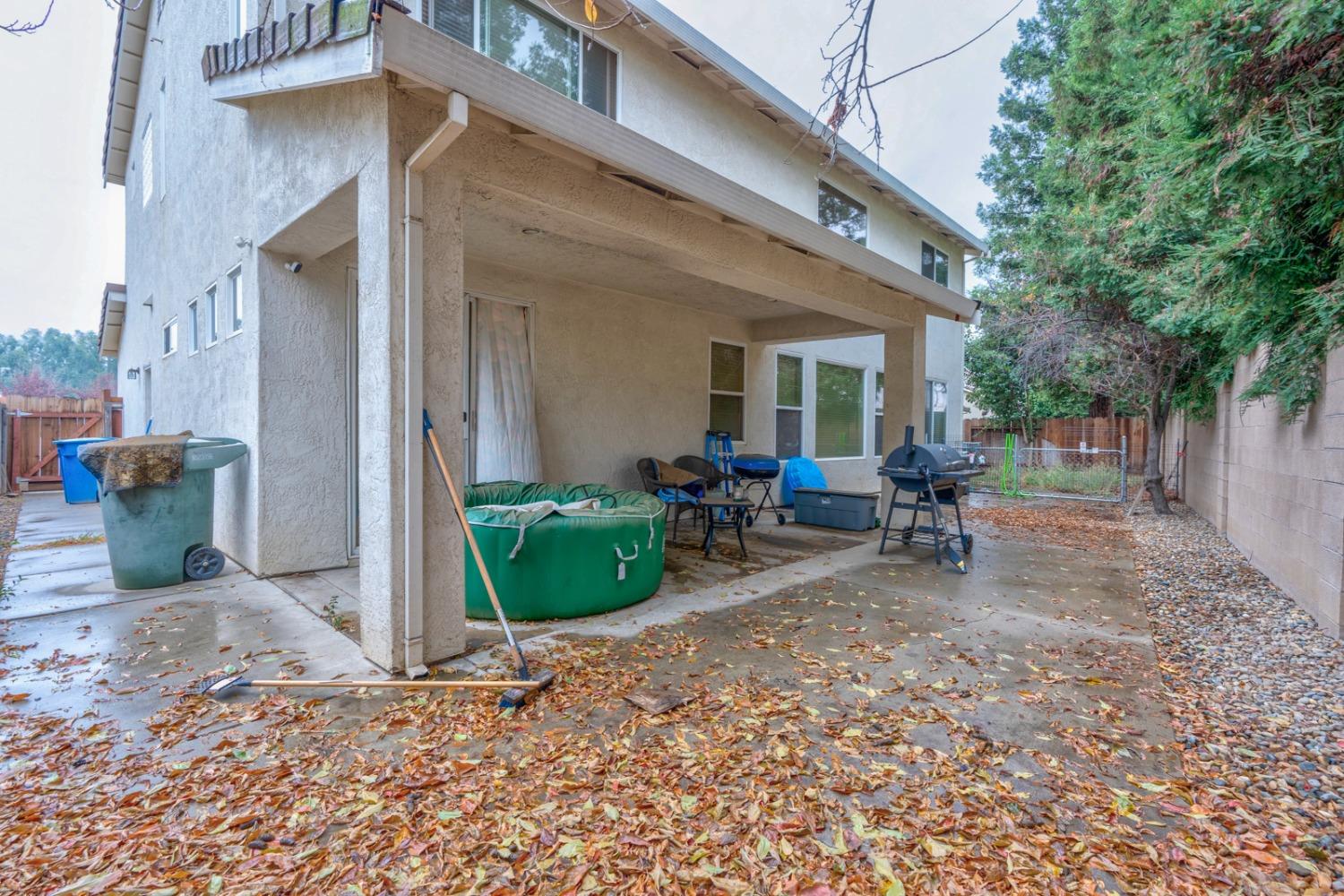 Esplanade Drive, Merced, California image 29