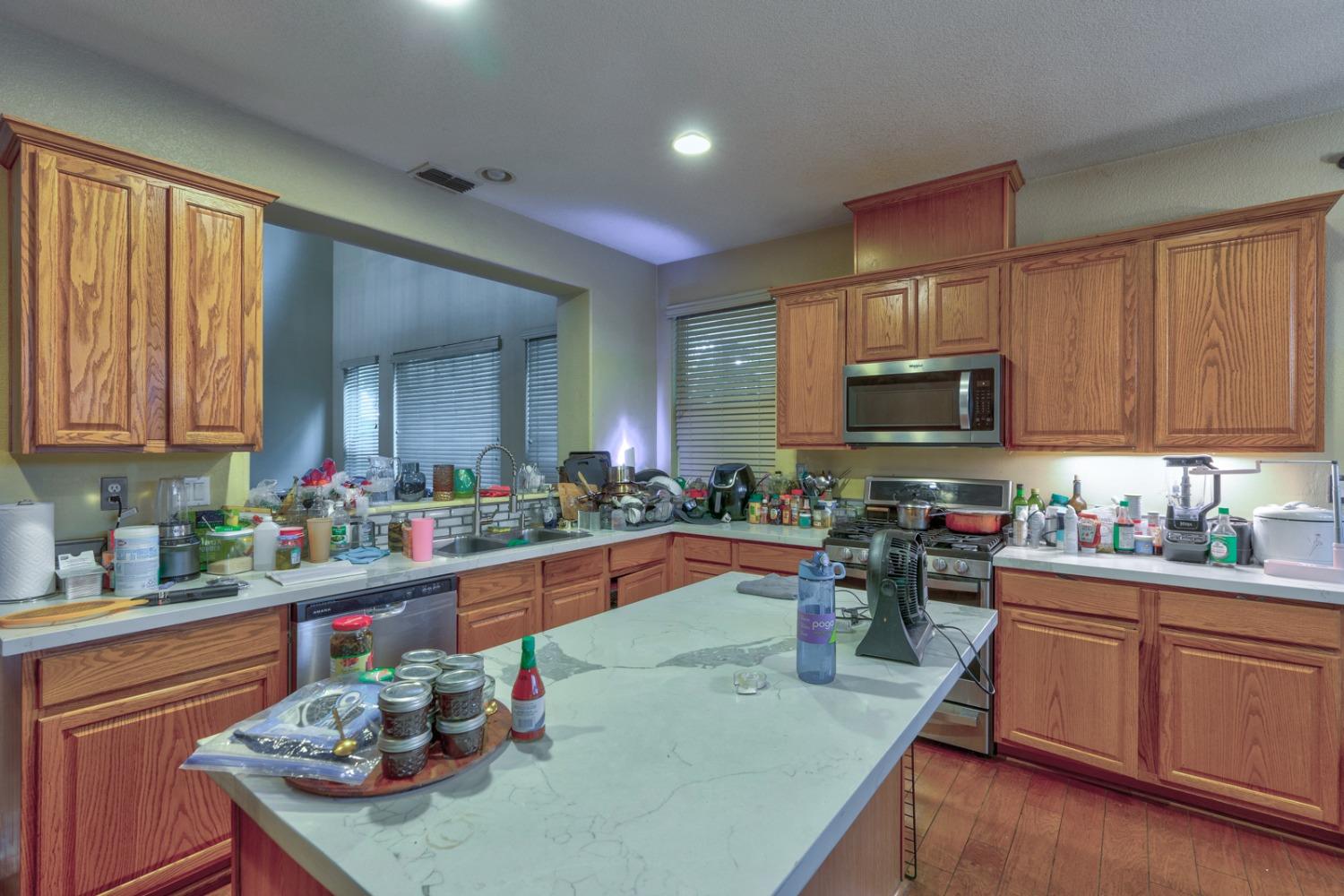 Esplanade Drive, Merced, California image 14