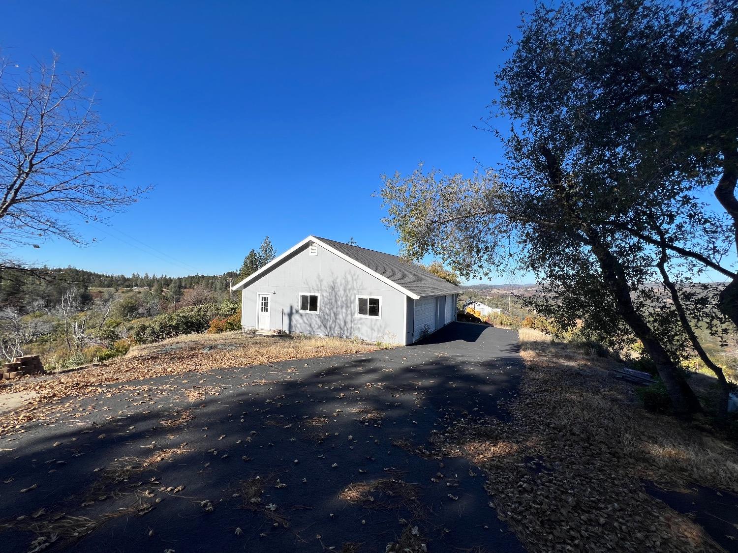 Mountain Vista Drive, Mountain Ranch, California image 8