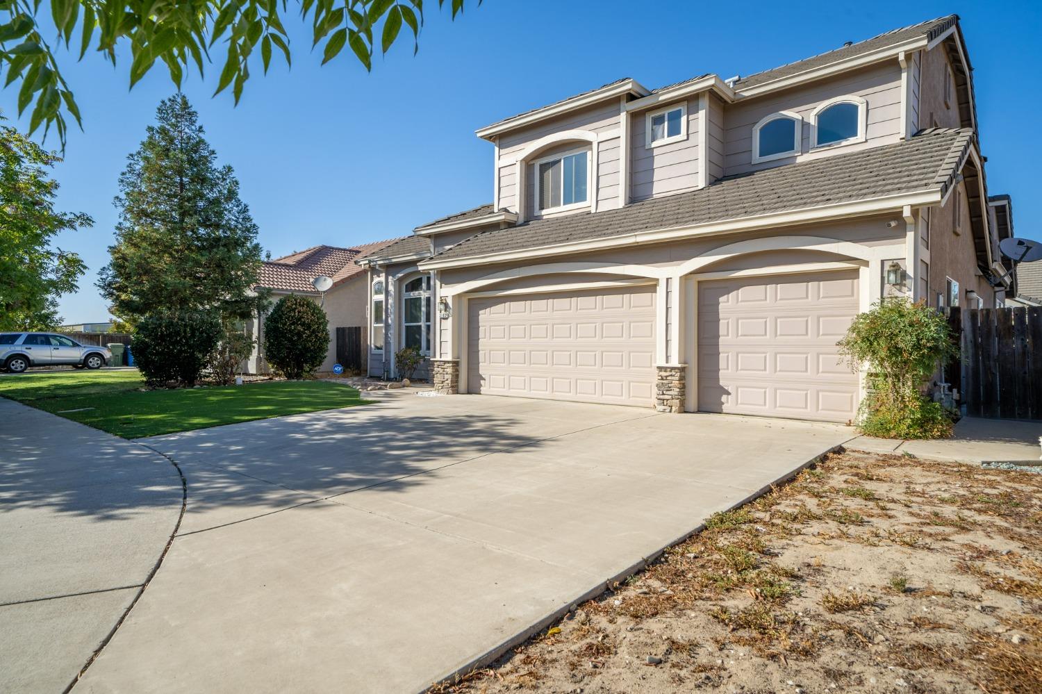 Detail Gallery Image 5 of 31 For 3103 White Oak Ct, Turlock,  CA 95382 - 4 Beds | 2/1 Baths