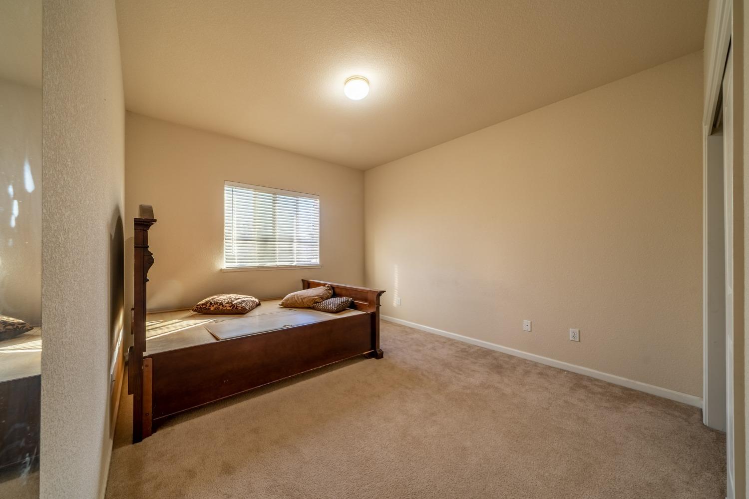 Detail Gallery Image 15 of 31 For 3103 White Oak Ct, Turlock,  CA 95382 - 4 Beds | 2/1 Baths