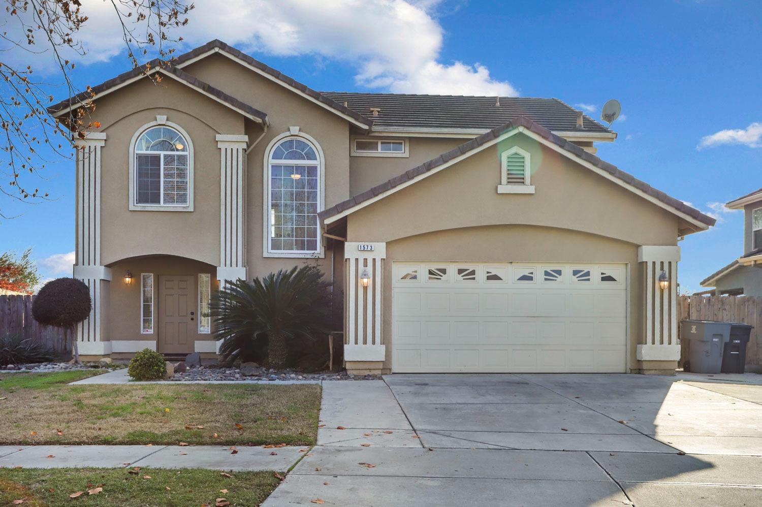 Detail Gallery Image 1 of 1 For 1573 Sophie Ln, Escalon,  CA 95320 - 4 Beds | 2/1 Baths