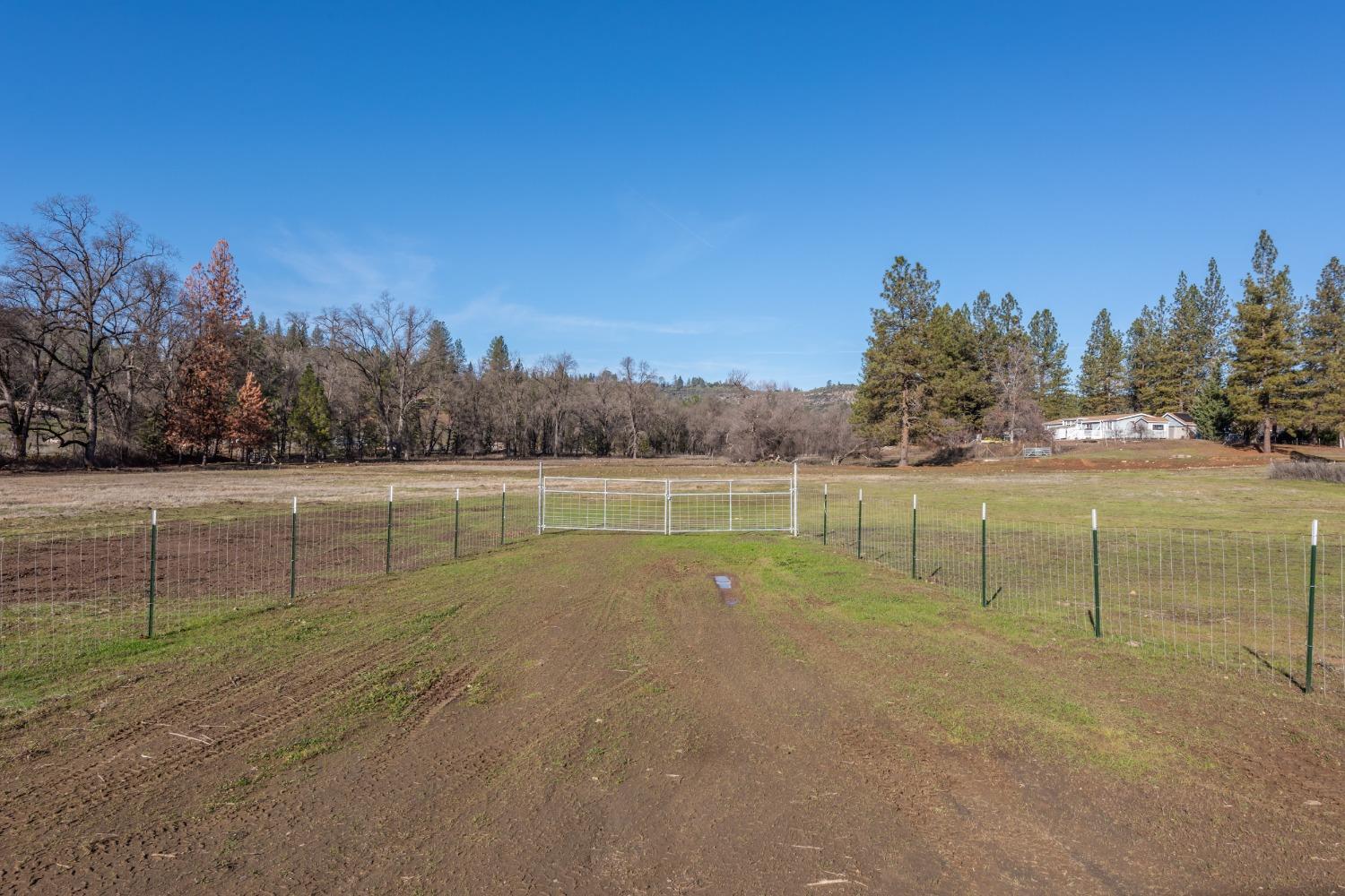 Photo of 4383 Leisure Ln in Placerville, CA