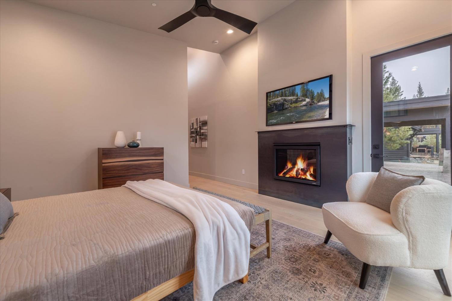 Detail Gallery Image 19 of 53 For 9309 Heartwood Dr, Truckee,  CA 96161 - 4 Beds | 4/1 Baths