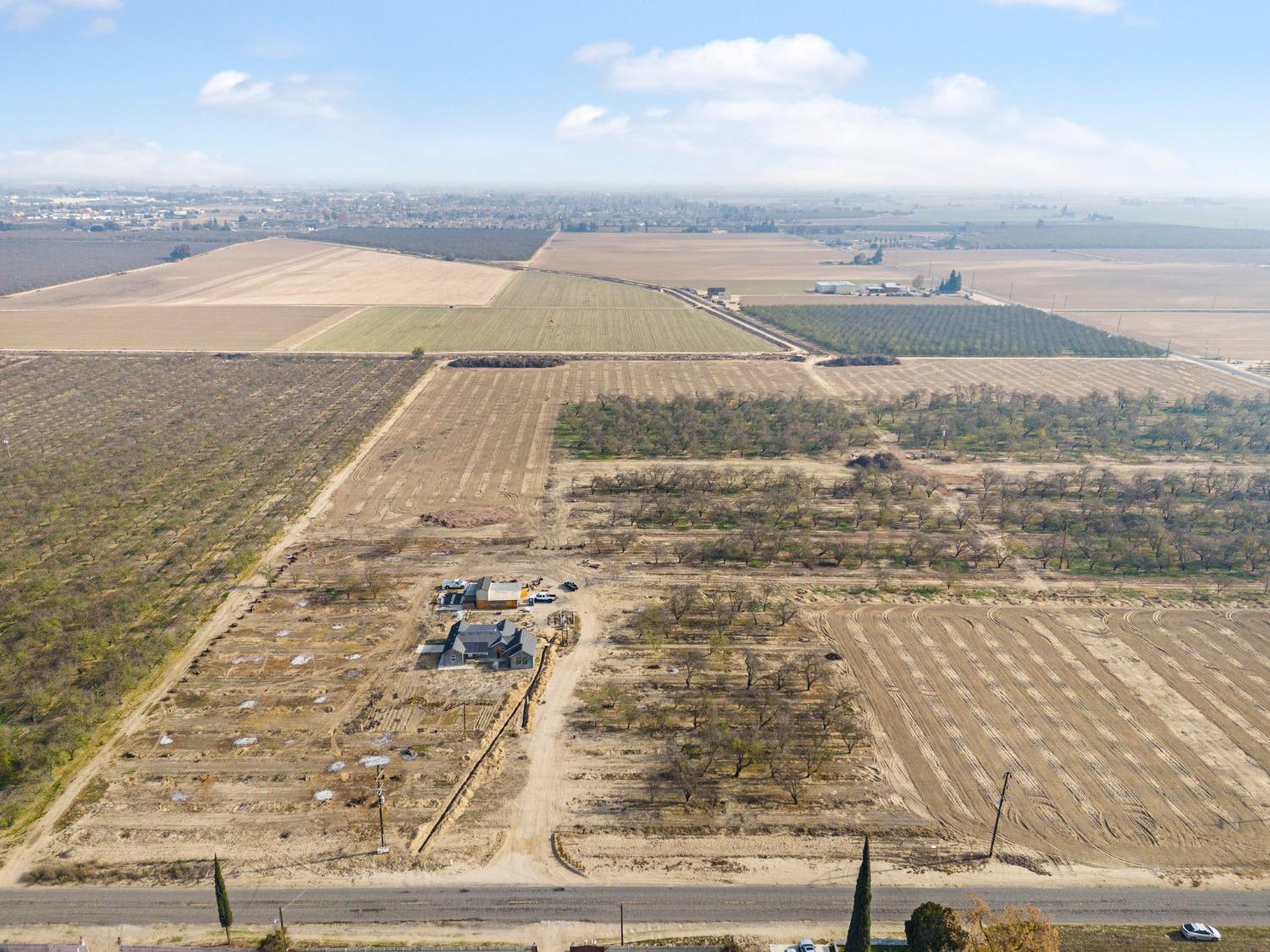 Washington Boulevard, Livingston, California image 10