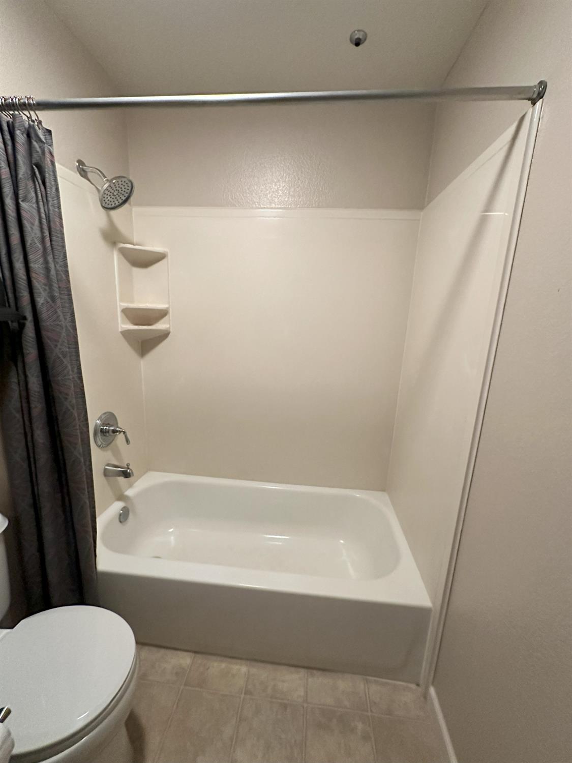 Detail Gallery Image 13 of 26 For 1360 Shady Ln #713,  Turlock,  CA 95382 - 2 Beds | 2 Baths