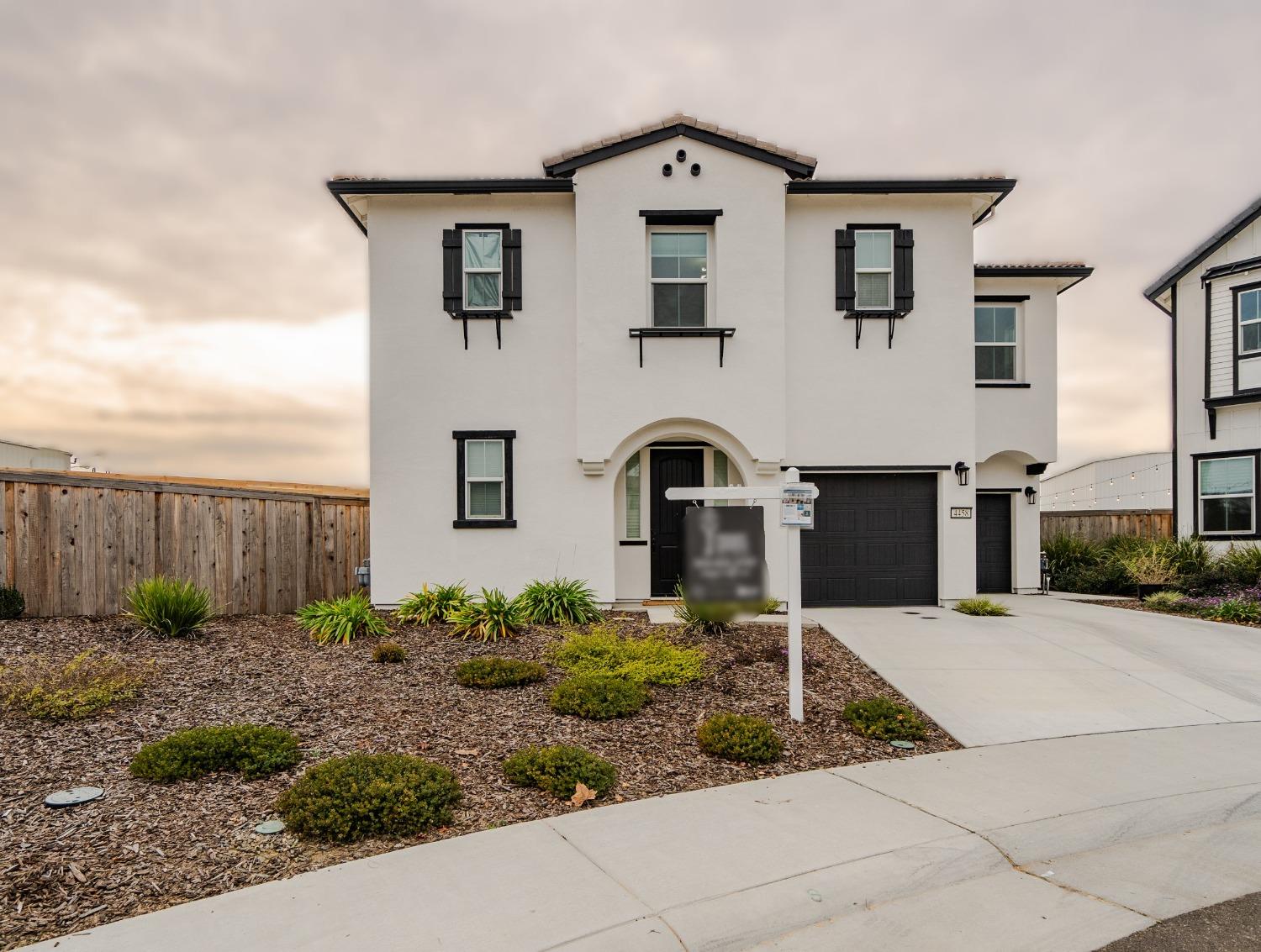 Detail Gallery Image 1 of 1 For 4458 Sierra Pine Way, Rocklin,  CA 95677 - 3 Beds | 2/1 Baths