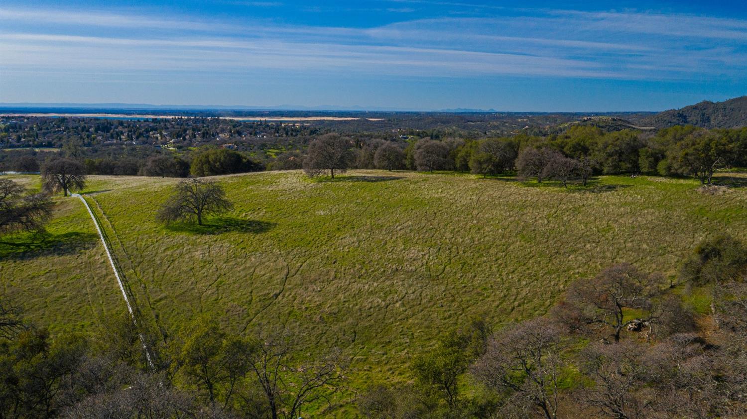 Detail Gallery Image 9 of 56 For 350 Cavalli Ct, El Dorado Hills,  CA 95762 - – Beds | – Baths