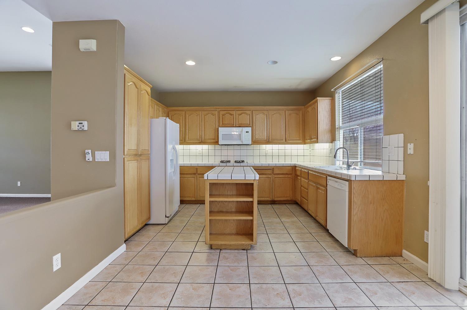 Steed Way, Antioch, California image 11