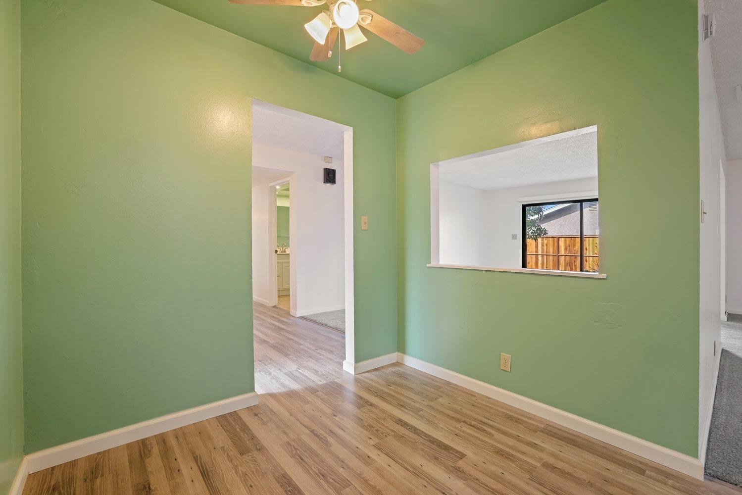 Detail Gallery Image 7 of 32 For 2727 Buttonwillow Ave, Stockton,  CA 95207 - 3 Beds | 2 Baths
