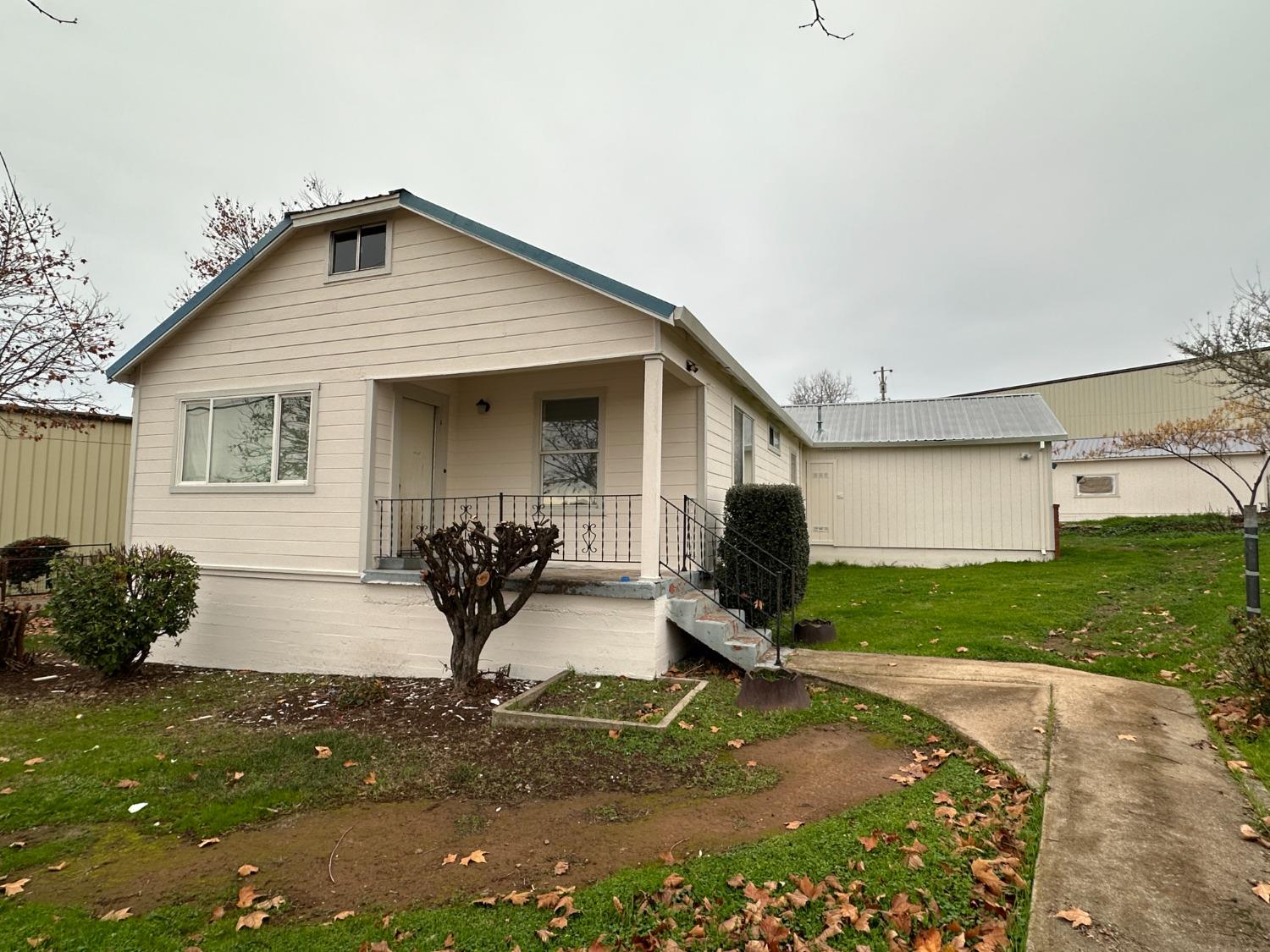 Photo of 12327 Martell Rd in Jackson, CA