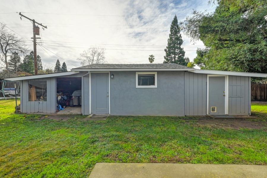 Mandan Court, Orangevale, California image 35