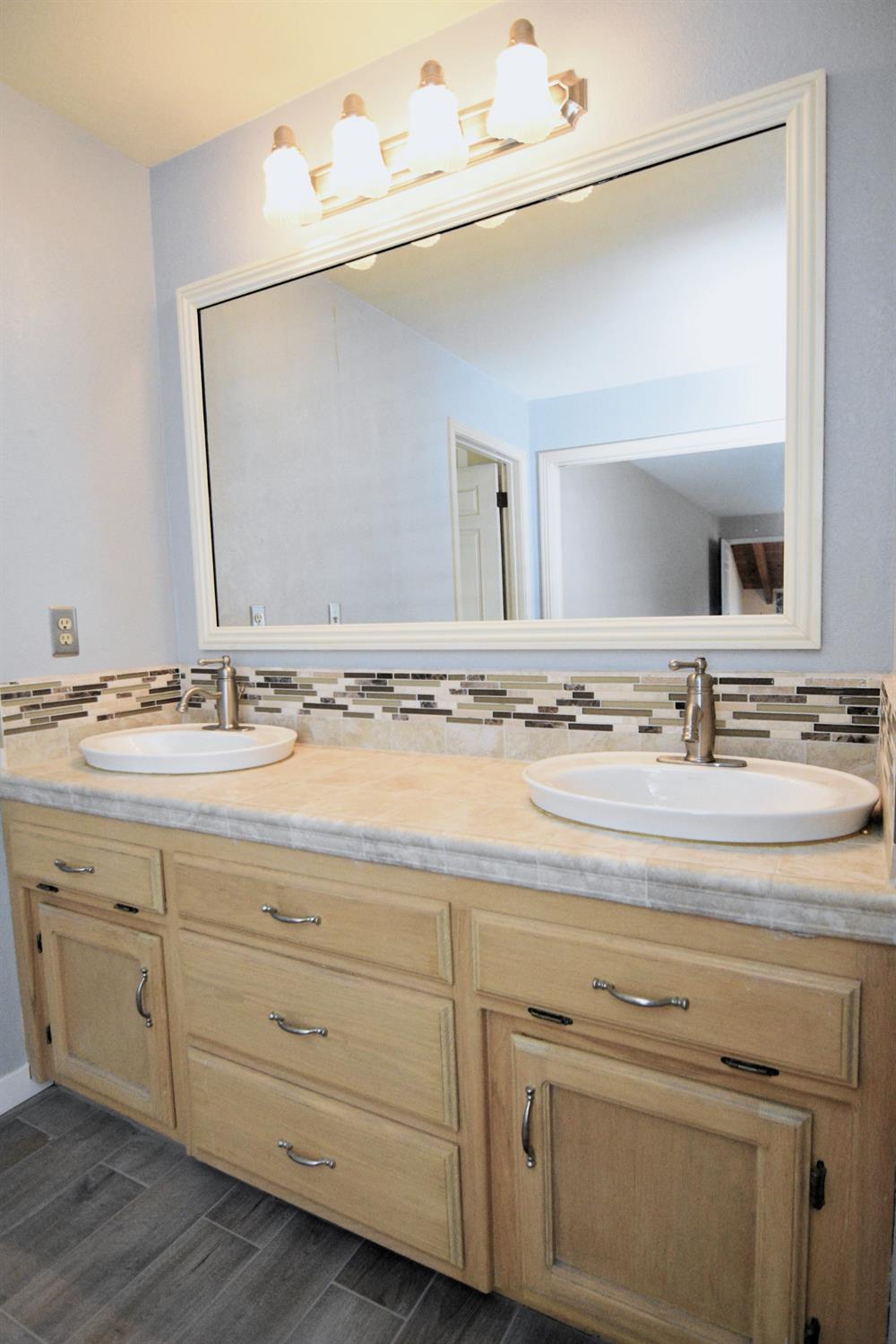 Detail Gallery Image 42 of 55 For 2585 Raleigh Ct, Turlock,  CA 95382 - 3 Beds | 2/1 Baths