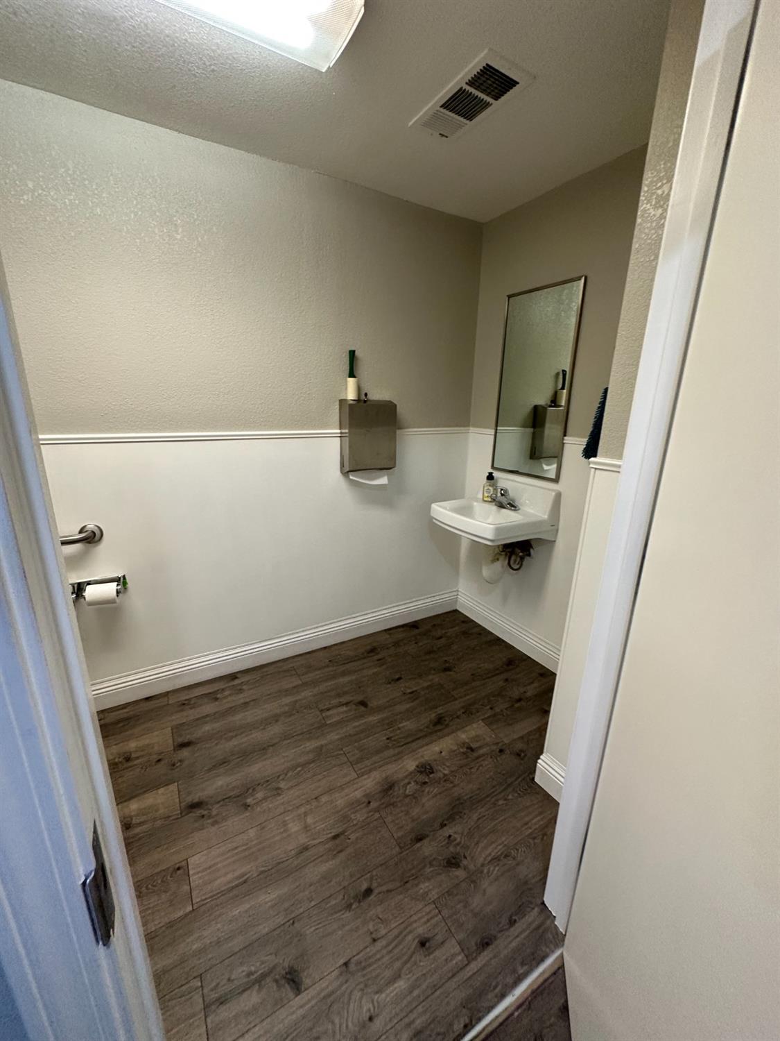 Detail Gallery Image 18 of 26 For 1121 W Vine St #15,  Lodi,  CA 95240 - – Beds | – Baths