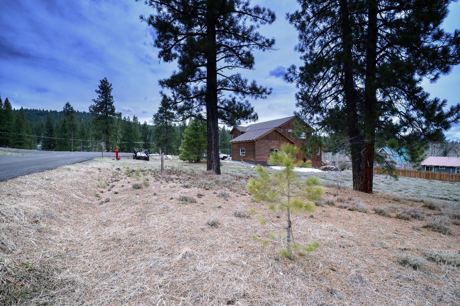 Detail Gallery Image 14 of 28 For 10554 Courtenay Ln, Truckee,  CA 96161 - – Beds | – Baths