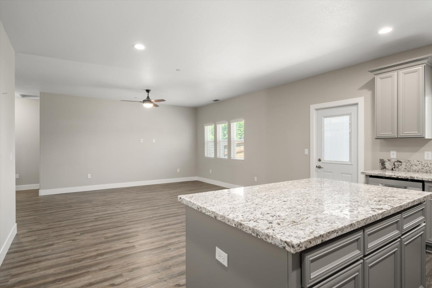Detail Gallery Image 13 of 26 For 1910 Canvasback, Gridley,  CA 95948 - 4 Beds | 2 Baths