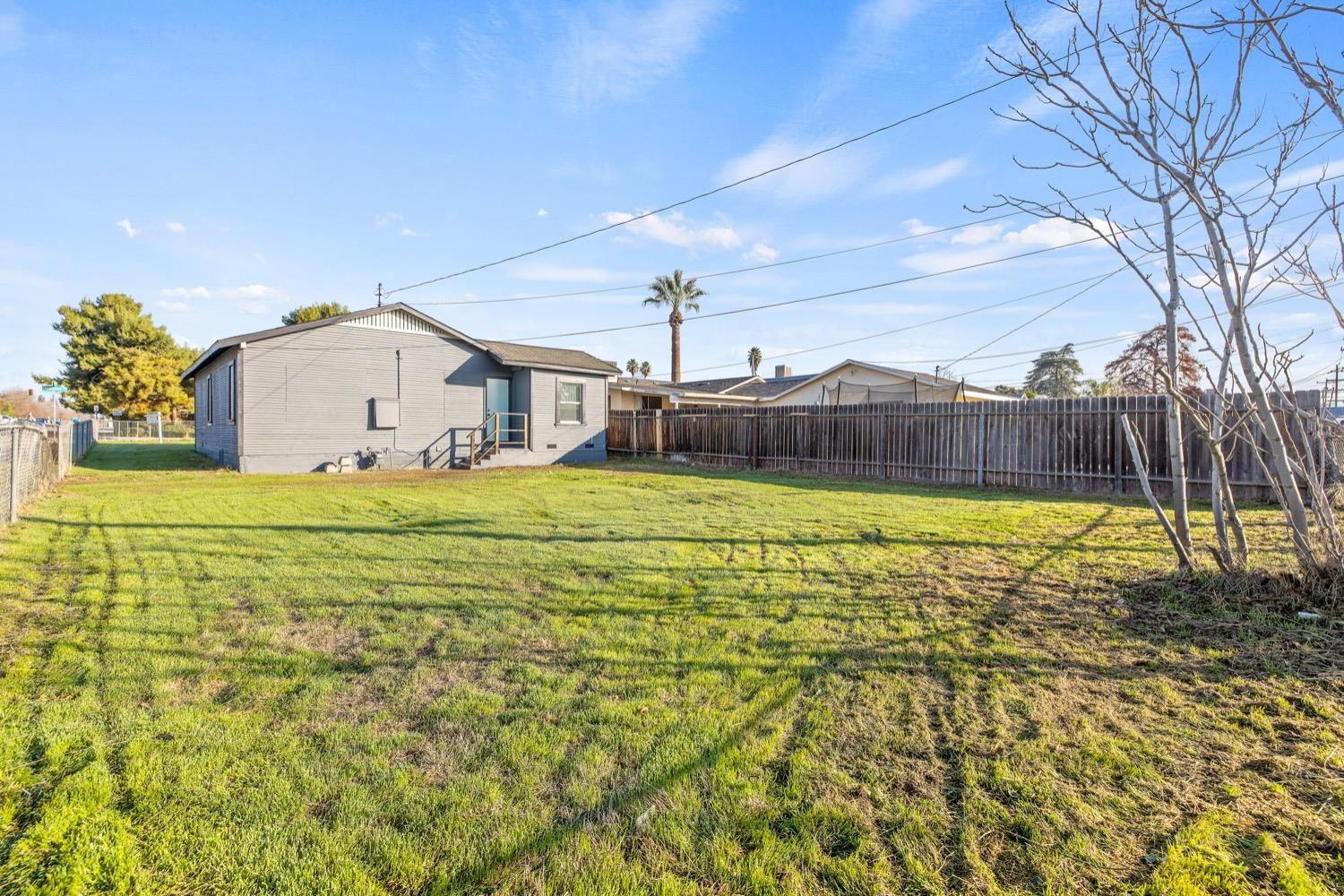 Douglas Street, Bakersfield, California image 30