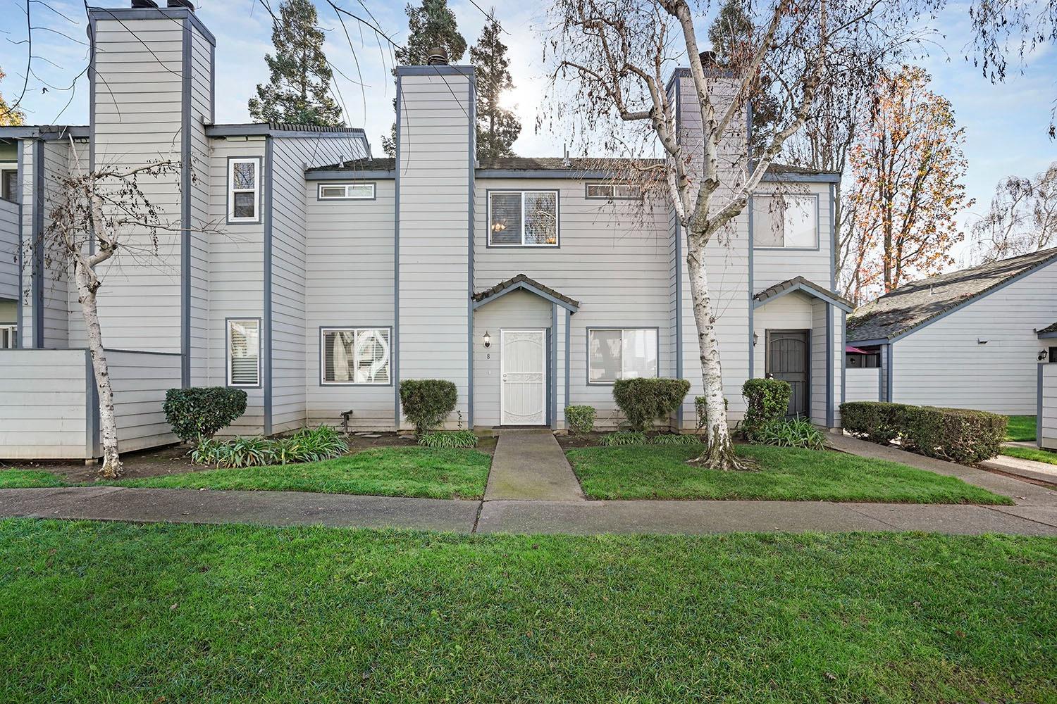 Detail Gallery Image 1 of 1 For 445 Almond Dr #8,  Lodi,  CA 95240 - 2 Beds | 1 Baths