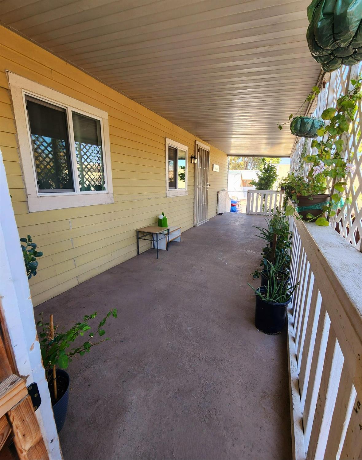 Detail Gallery Image 3 of 20 For 360 E Grant Line Rd 11, Tracy,  CA 95376 - 2 Beds | 1 Baths