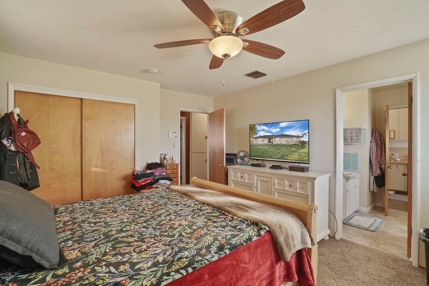 Detail Gallery Image 33 of 48 For 10726 E Harney Ln, Lodi,  CA 95240 - 3 Beds | 2 Baths