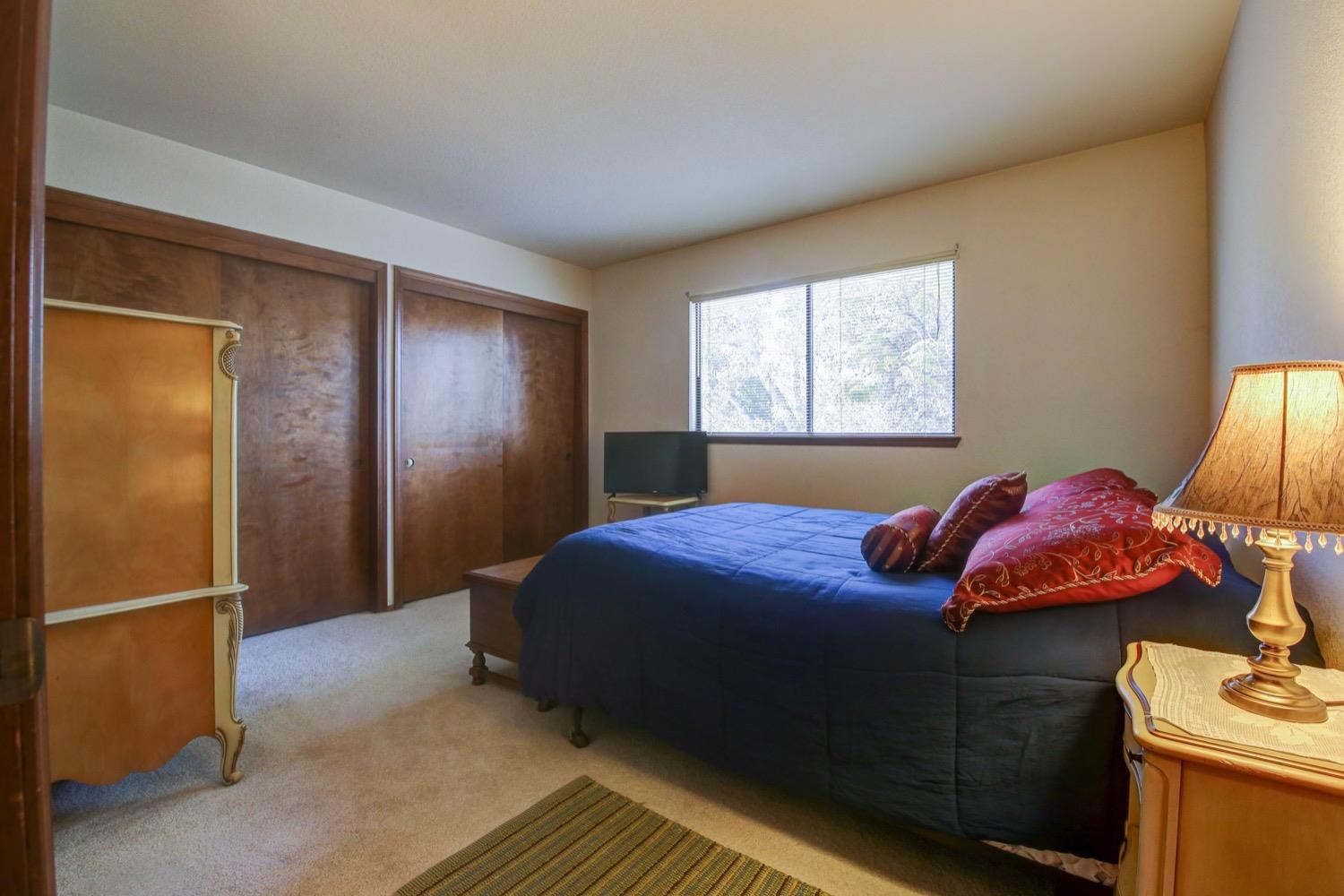 Tudor Way, Loomis, California image 21
