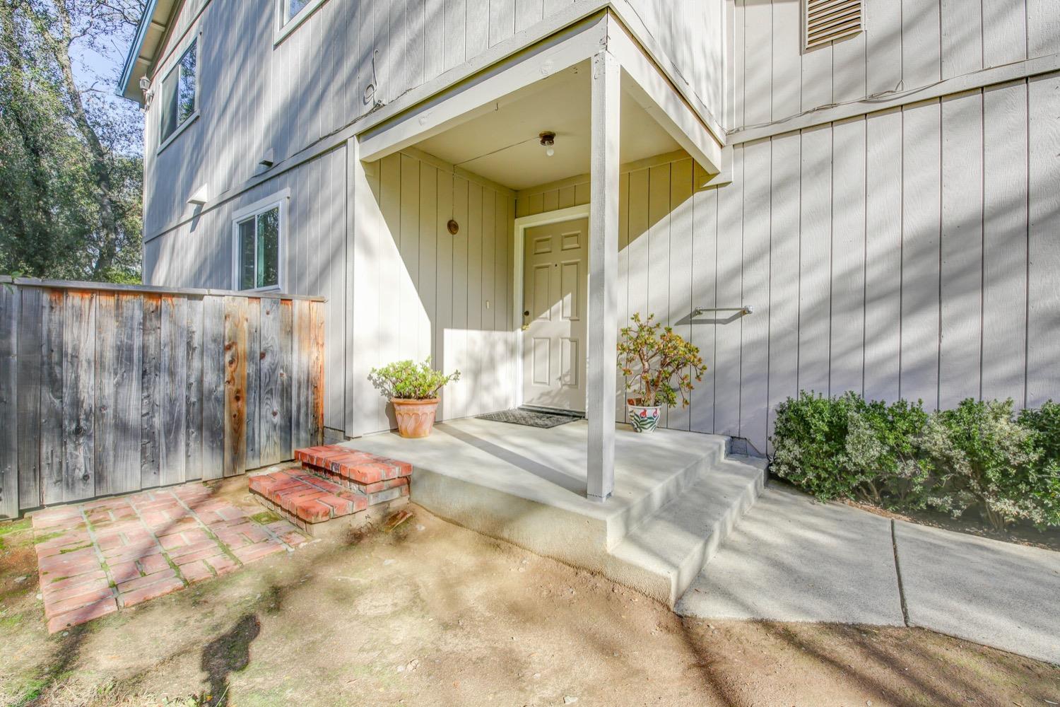 Tudor Way, Loomis, California image 34