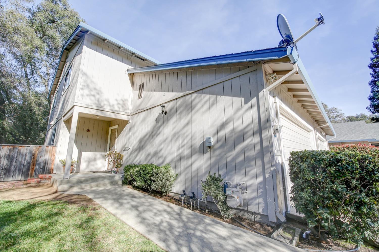 Tudor Way, Loomis, California image 31