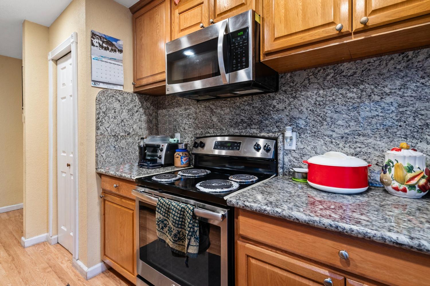 Detail Gallery Image 10 of 29 For 3591 Quail Lakes Dr #10,  Stockton,  CA 95207 - 3 Beds | 2 Baths