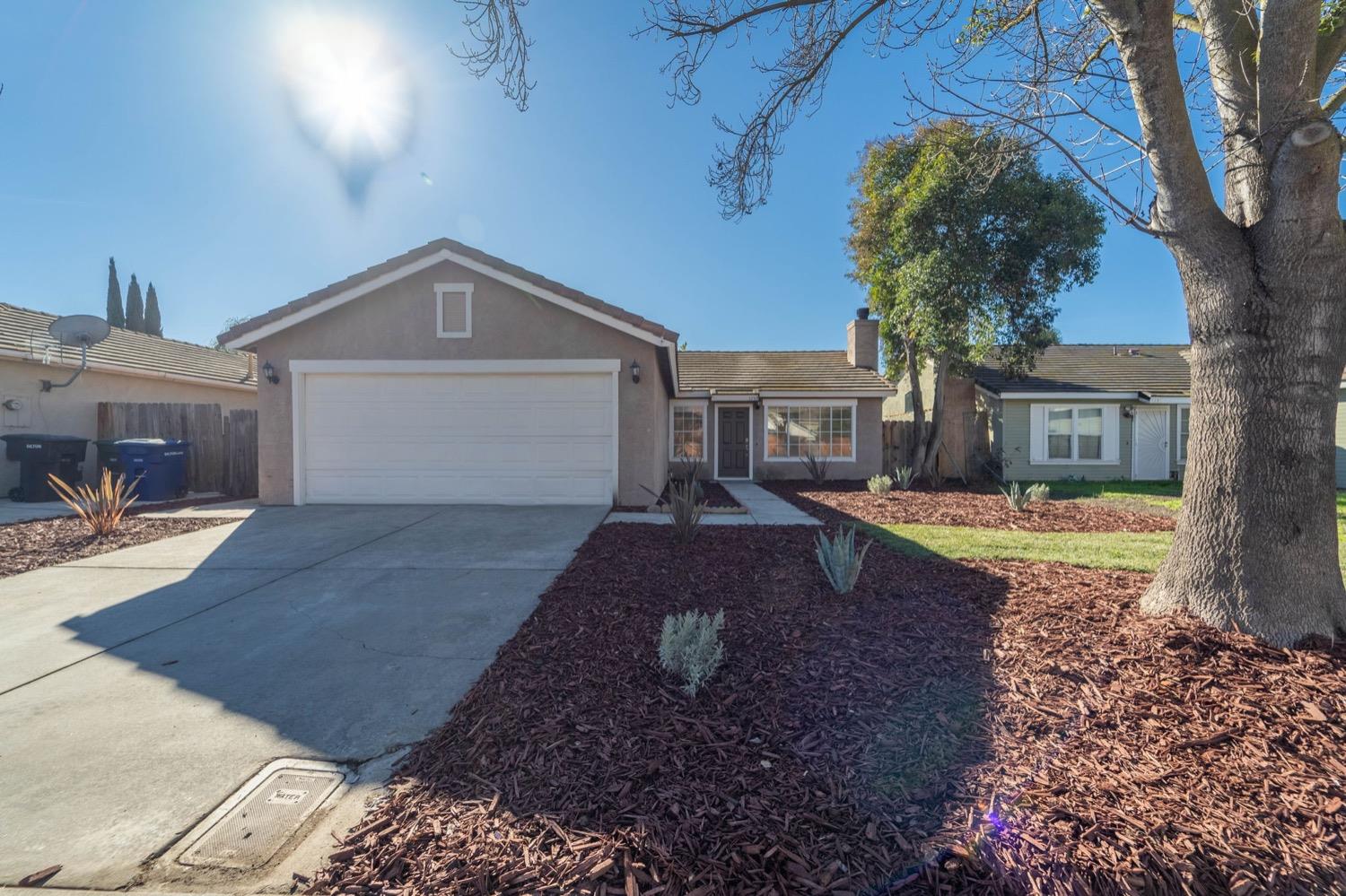 Detail Gallery Image 1 of 1 For 3732 Creedmoor Ave, Modesto,  CA 95357 - 3 Beds | 2 Baths