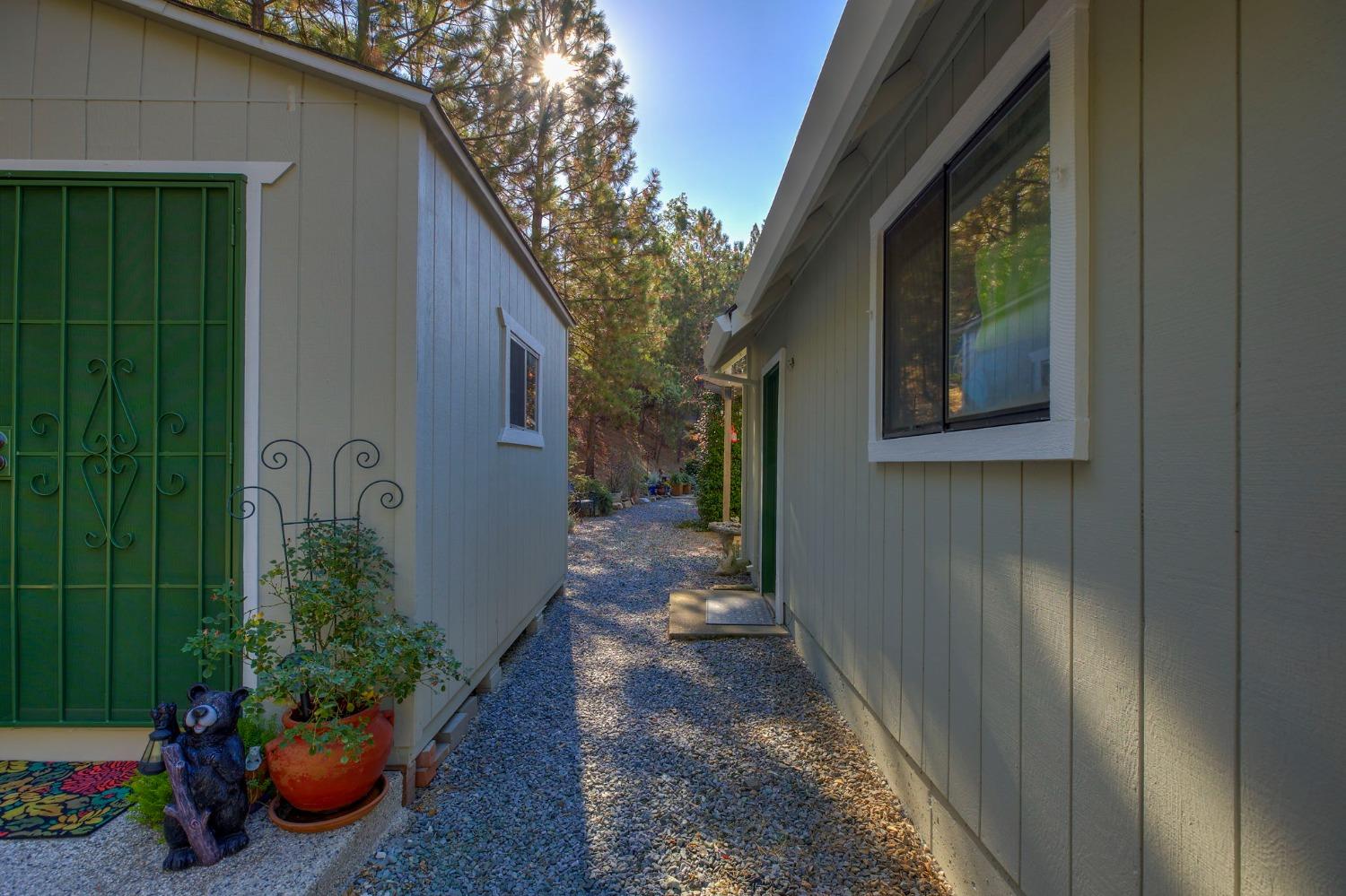 Detail Gallery Image 37 of 65 For 6345 Johntown Creek Rd, Garden Valley,  CA 95633 - 3 Beds | 2 Baths